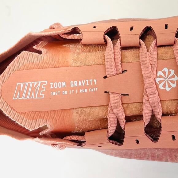 Nike Zoom Gravity Women Size 7.5 Running Shoes Orange & White Low Top Sneakers - Picture 15 of 16